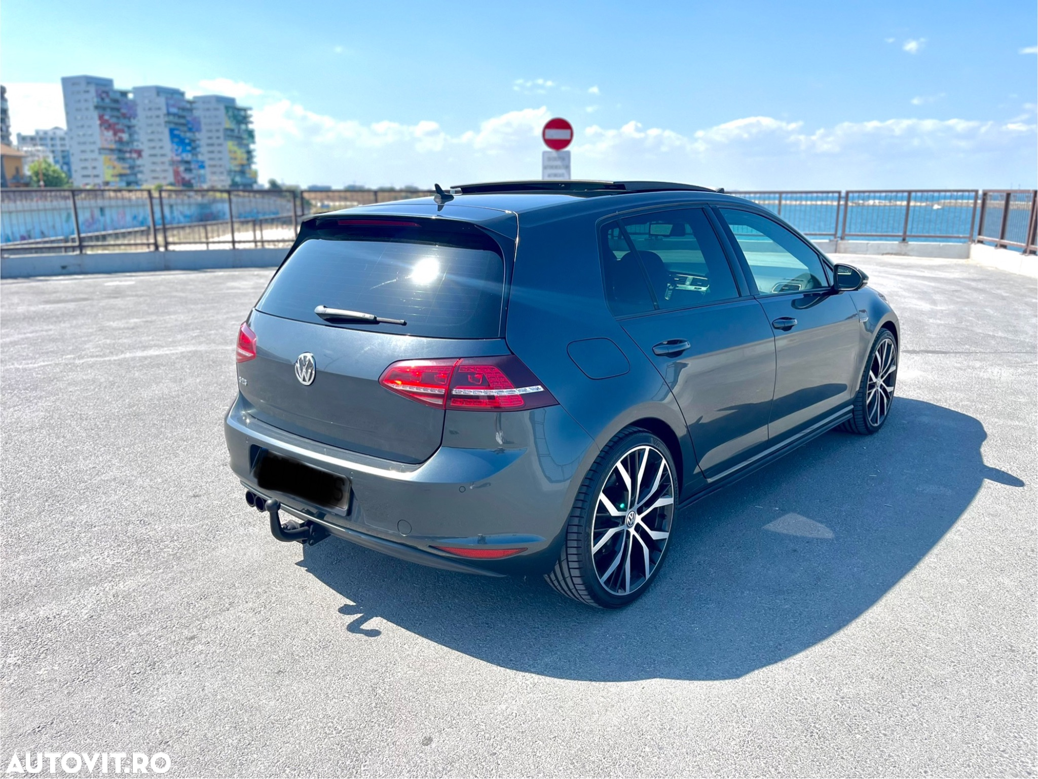 Volkswagen Golf 2.0 TDI DSG GTD - 3