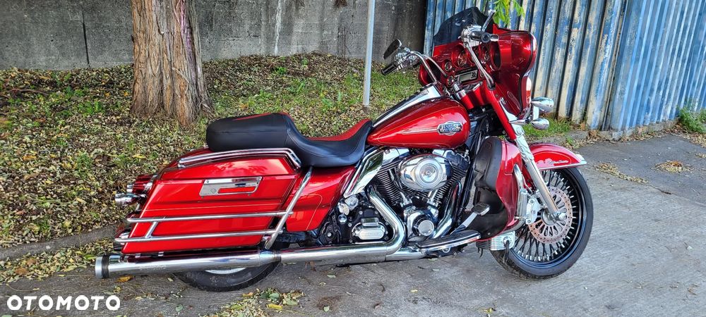 Harley-Davidson FLHTCU Ultra - 5