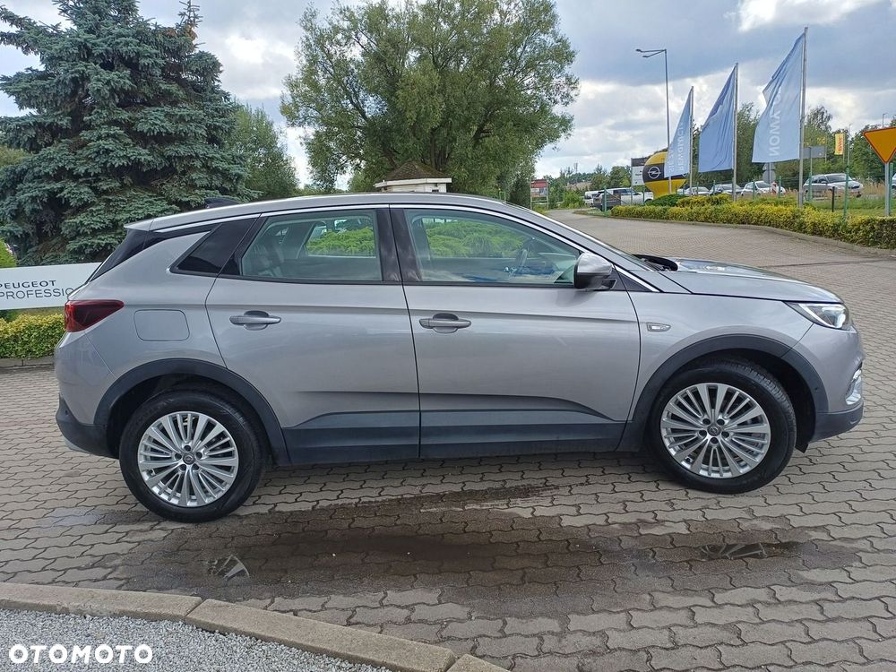 Opel Grandland X 1.6 T Elite S&S - 8