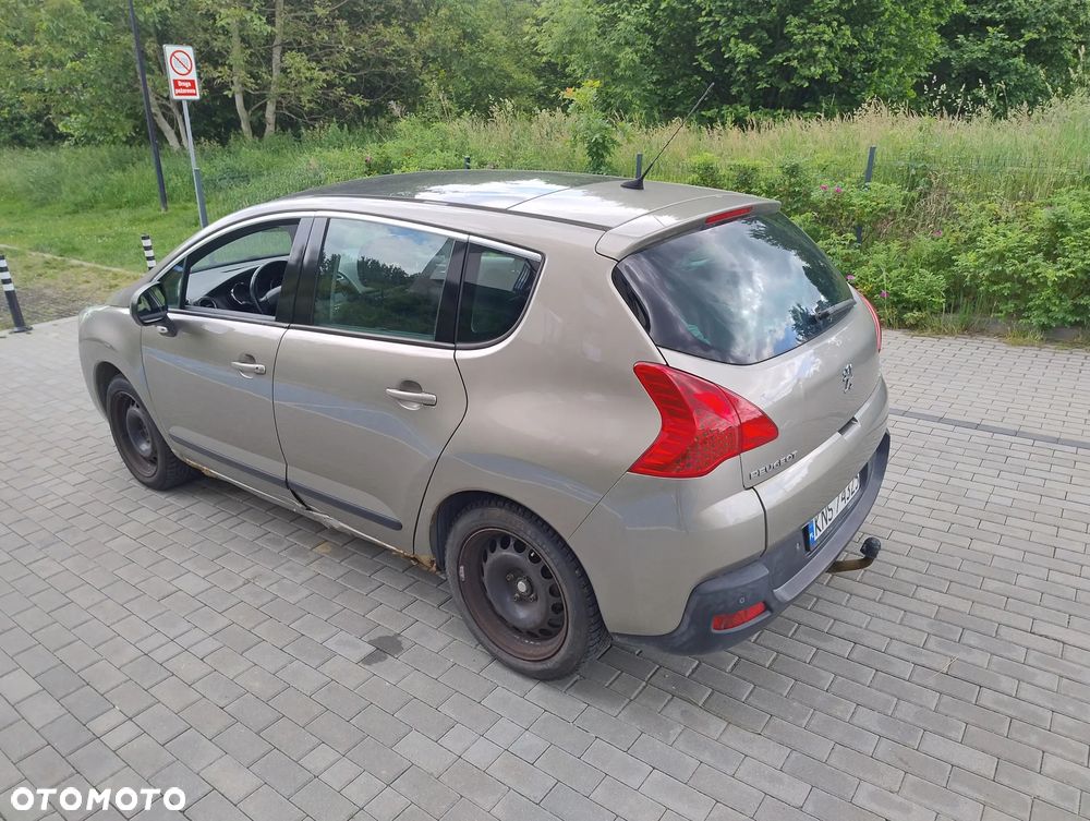 Peugeot 3008 1.6 HDi Premium - 6