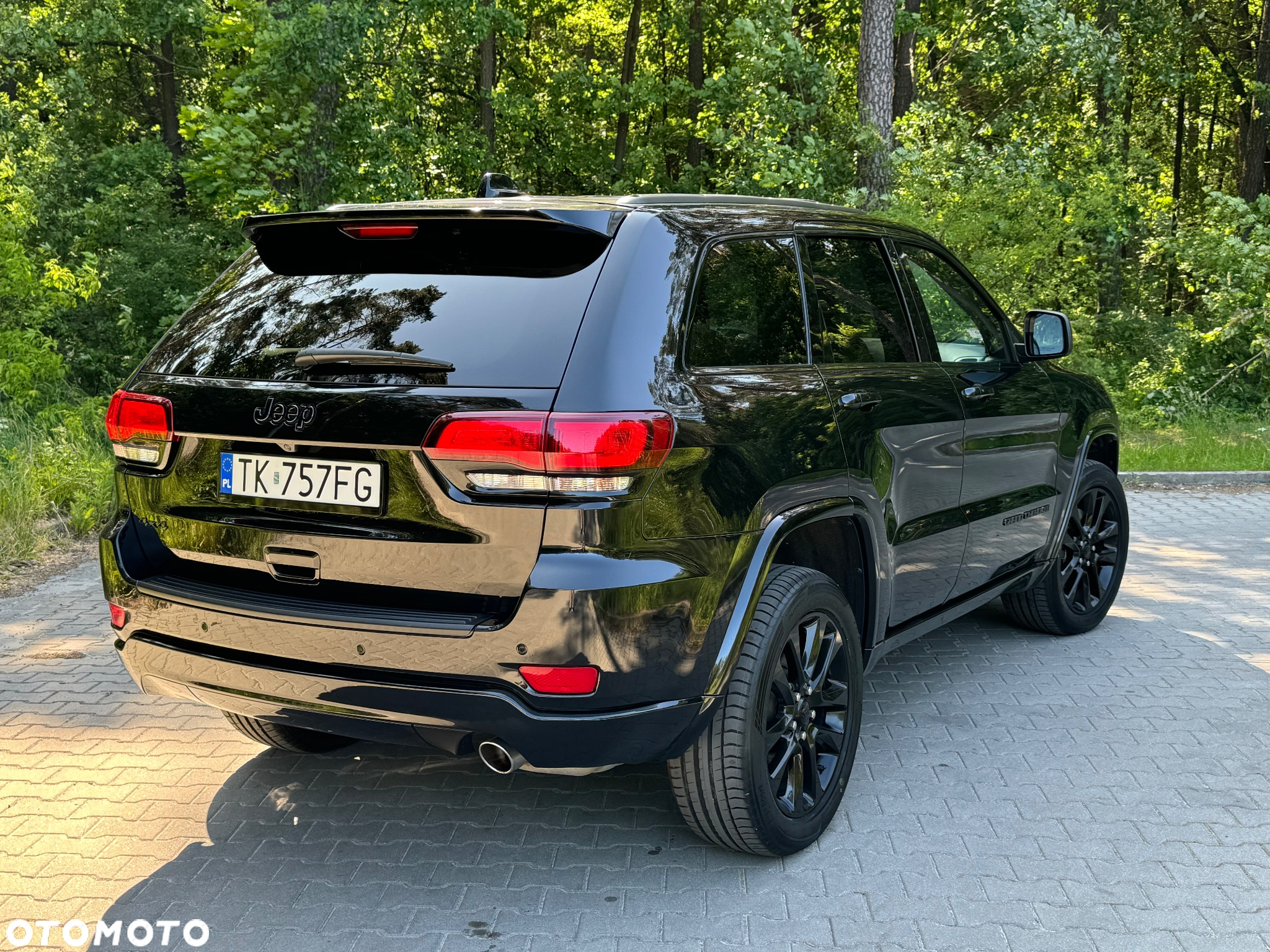 Jeep Grand Cherokee - 8
