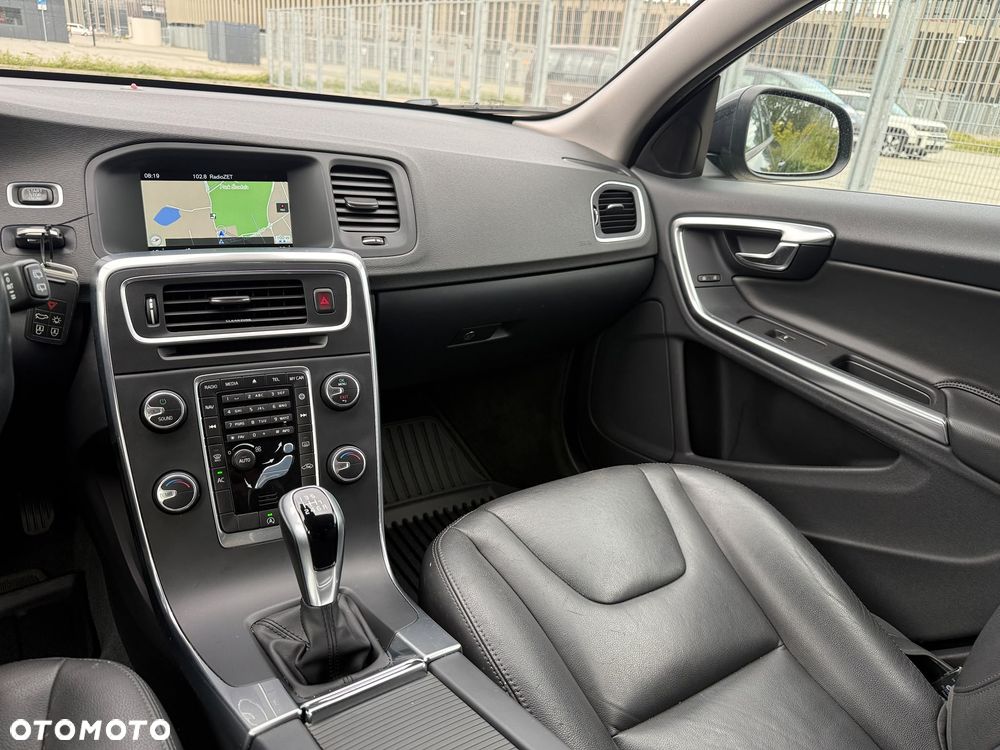 Volvo V60 D2 Drive-E Kinetic - 20