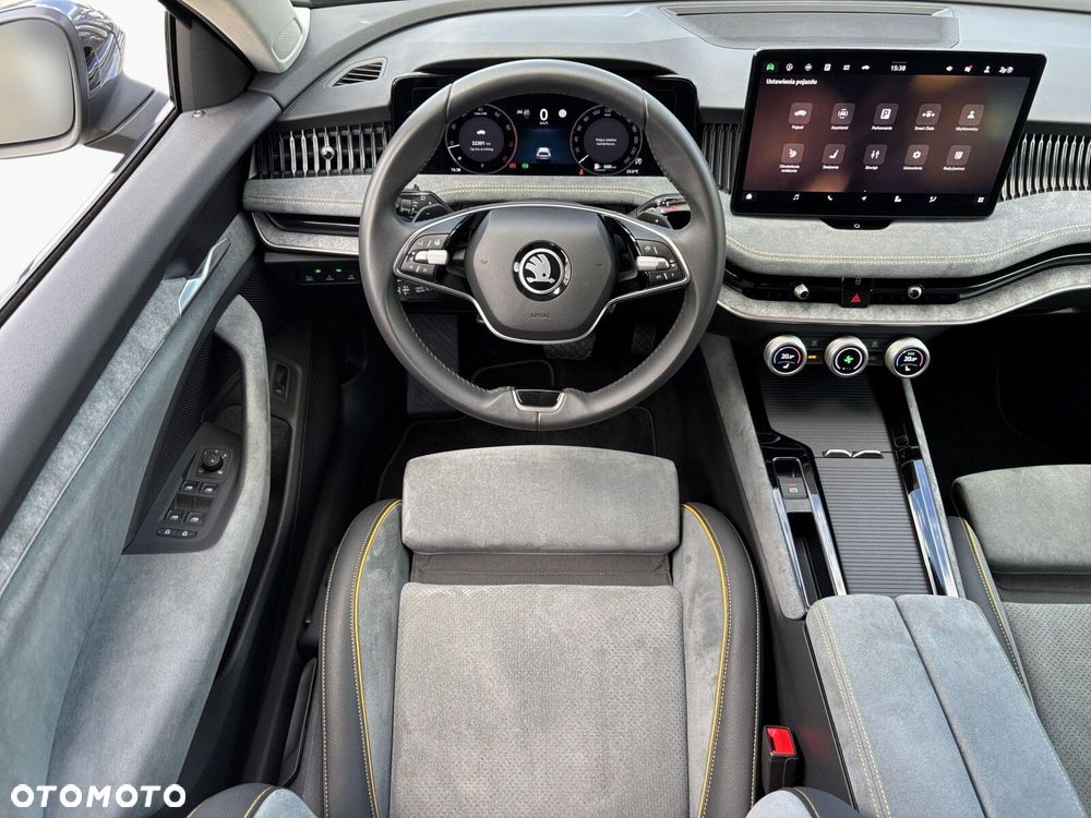 Skoda Superb 2.0 TSI 4x4 Selection DSG - 21