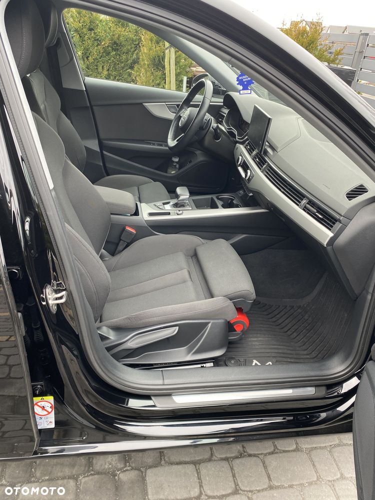 Audi A4 Limousine 35 TFSI mHEV Advanced S tronic - 20