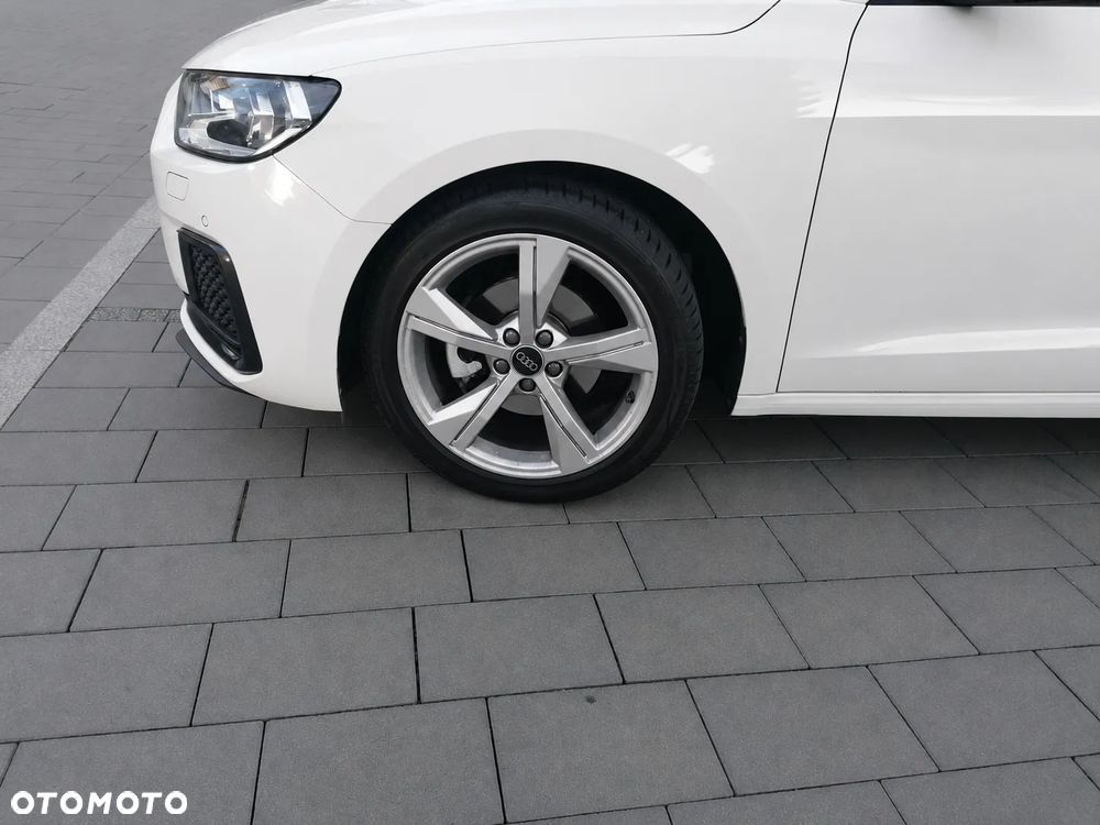 Audi A1 Sportback 35 TFSI Advanced S tronic - 18