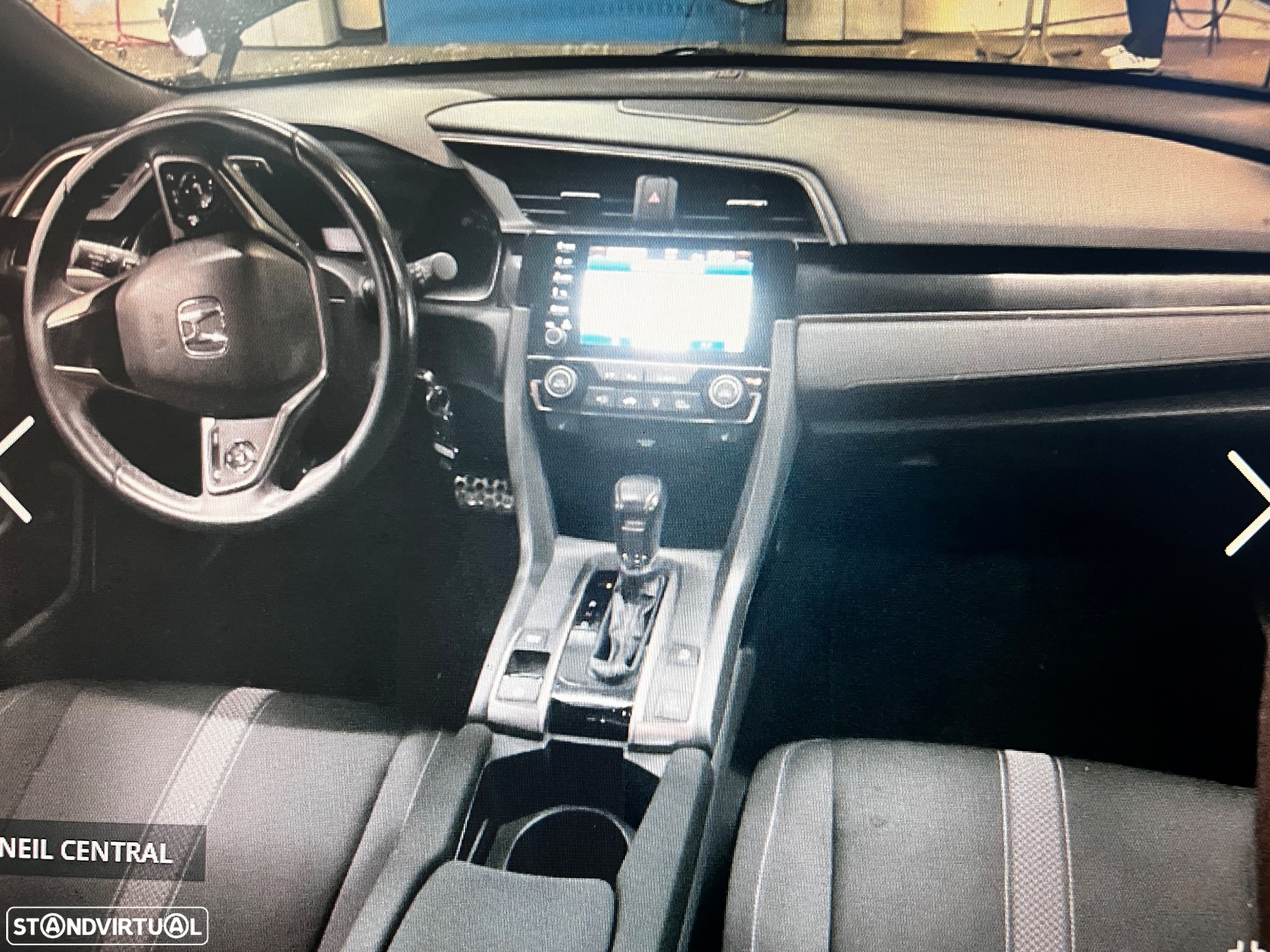 Honda Civic 1.0 i-VTEC Turbo CVT Dynamic Limited Edition - 2