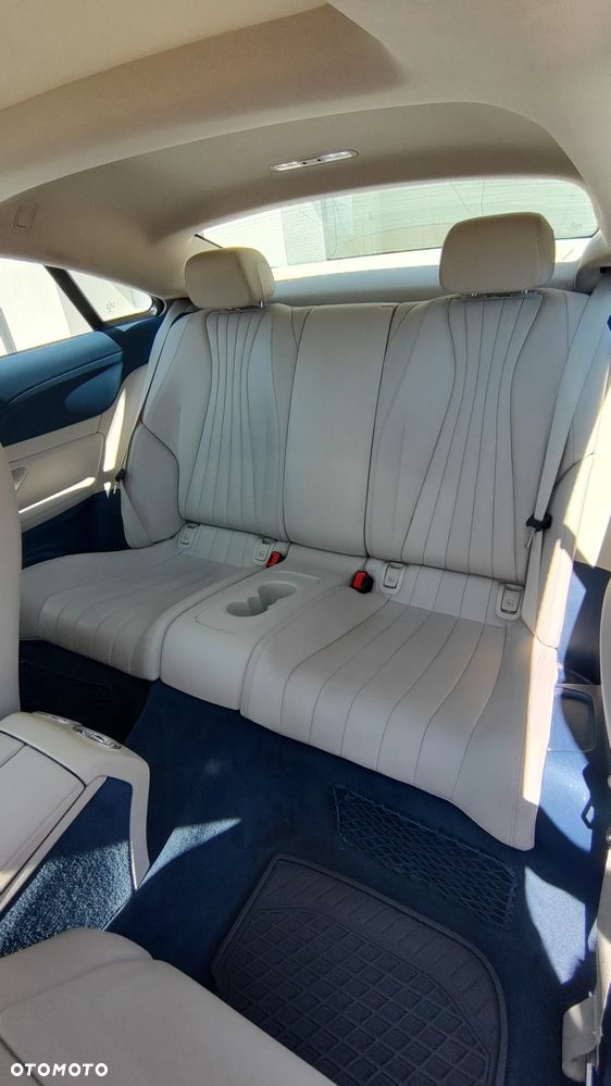 Mercedes-Benz Klasa E 400 4-Matic 9G-TRONIC - 10