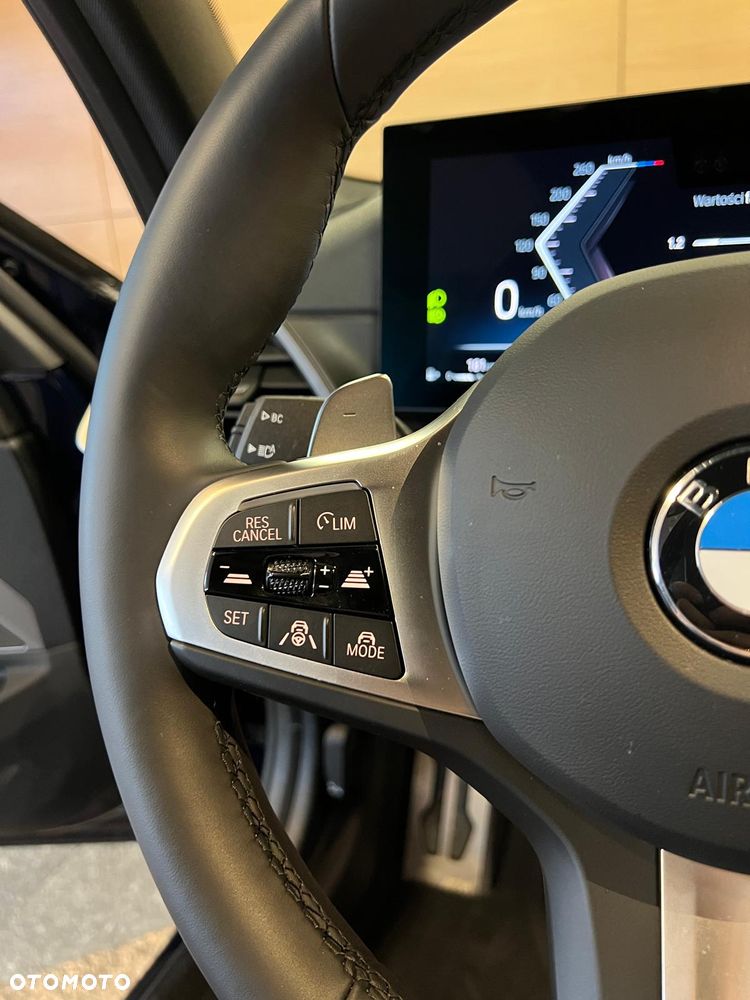 BMW Seria 3 M340i xDrive mHEV sport - 16