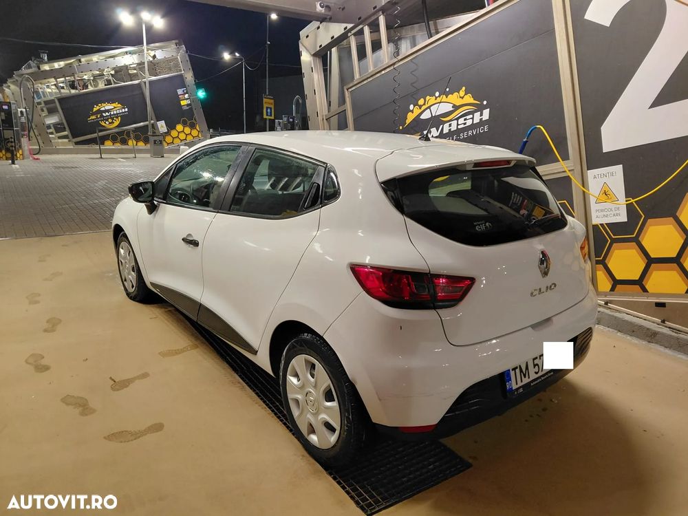 Renault Clio - 2