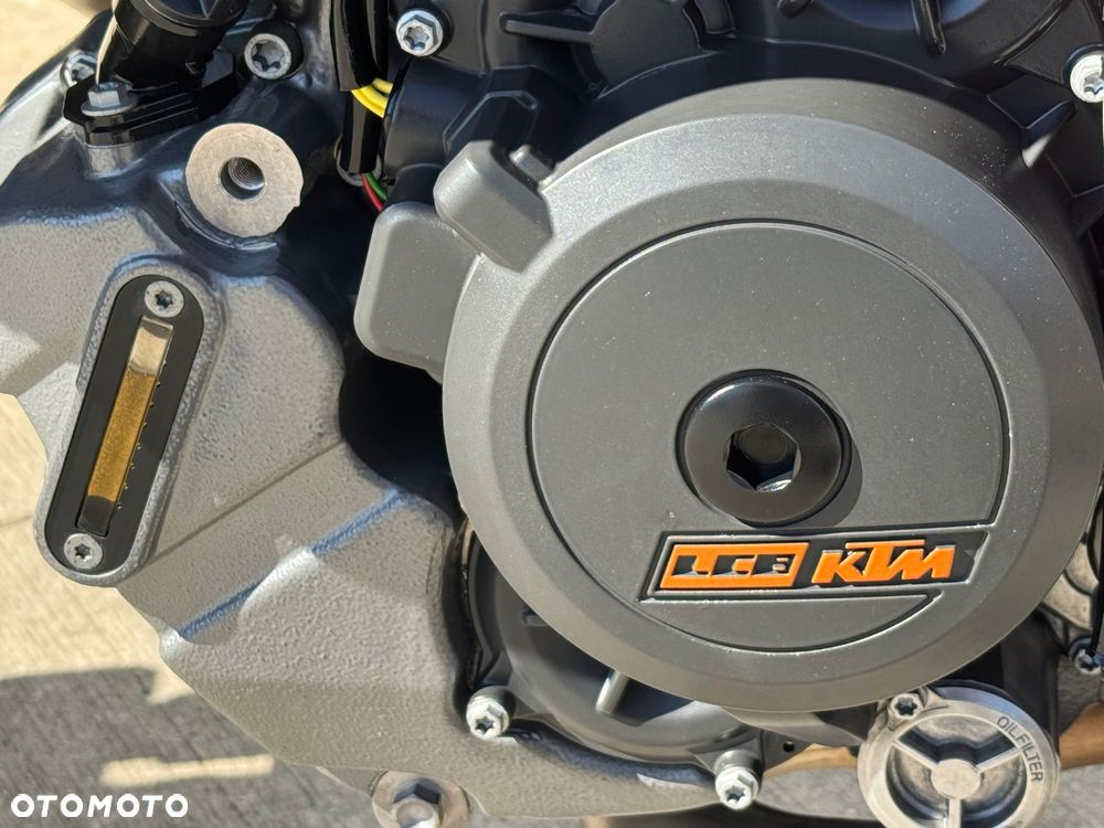 KTM Super Duke - 34