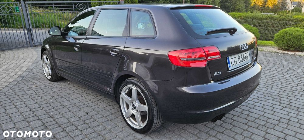 Audi A3 Sportback - 4