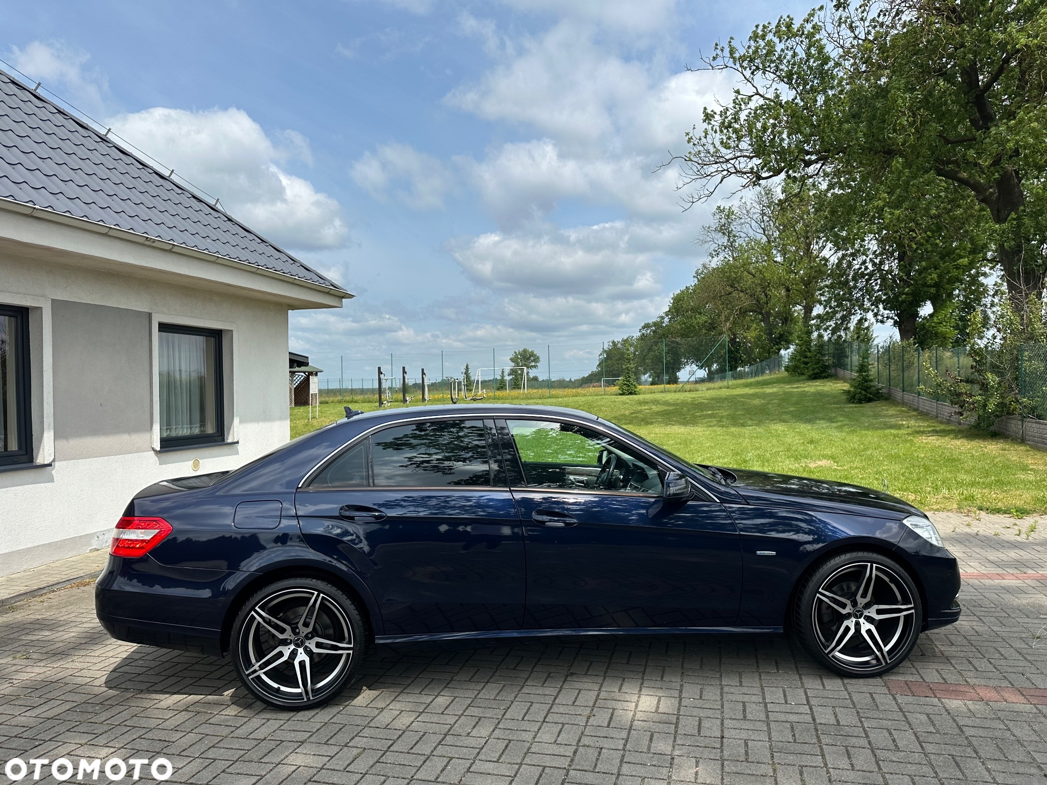 Mercedes-Benz Klasa E 220 BlueTEC 7G-TRONIC Avantgarde - 19
