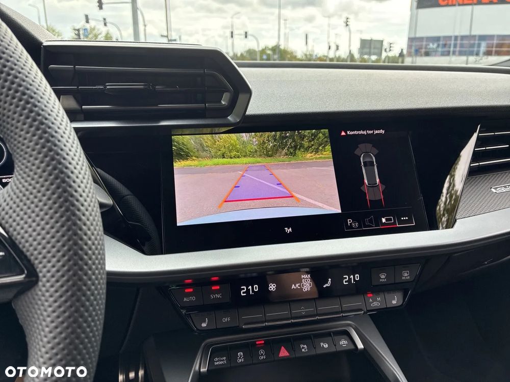 Audi RS3 Sportback - 19