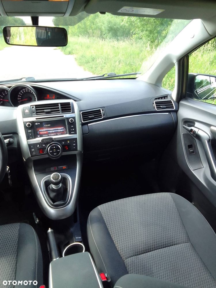 Toyota Verso 1.6 D-4D Premium 7os EU6 - 8