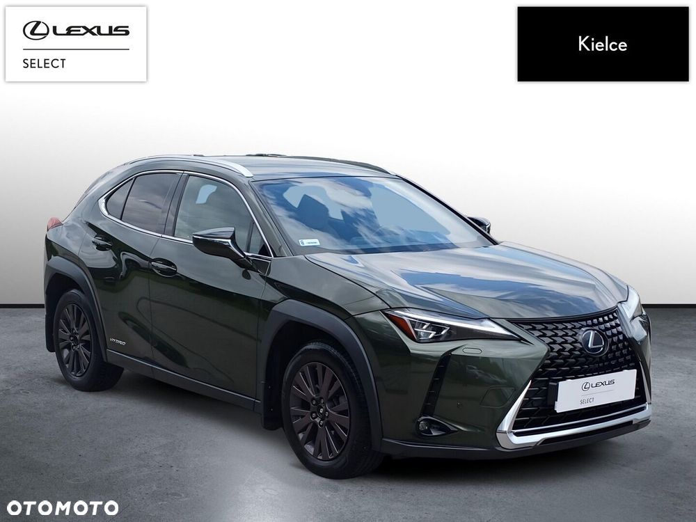 Lexus UX - 8