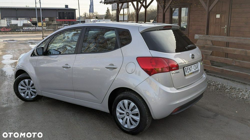 Kia Venga - 9