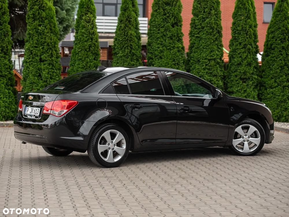 Chevrolet Cruze - 14