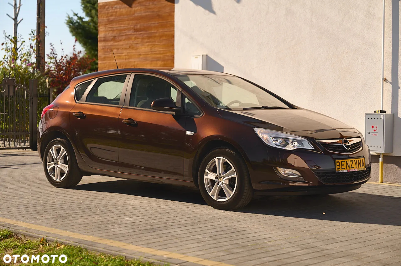 Opel Astra 1.4 EcoFLEX 150 Jahre - 37