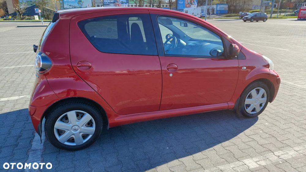 Toyota Aygo - 4