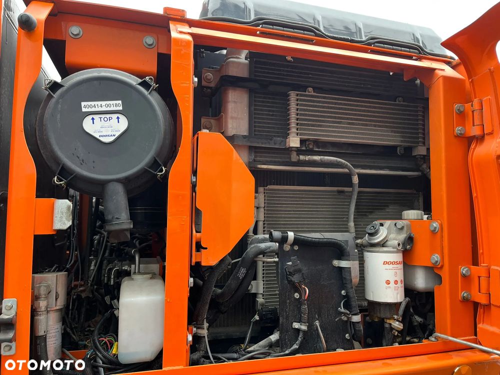Doosan DX140W-3 - 15