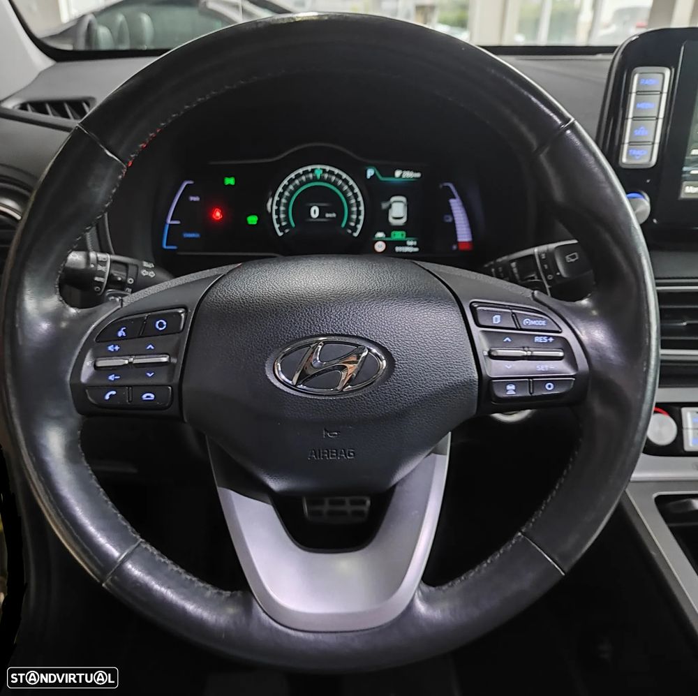 Hyundai Kauai 64 kWh Premium+P.Premium - 23