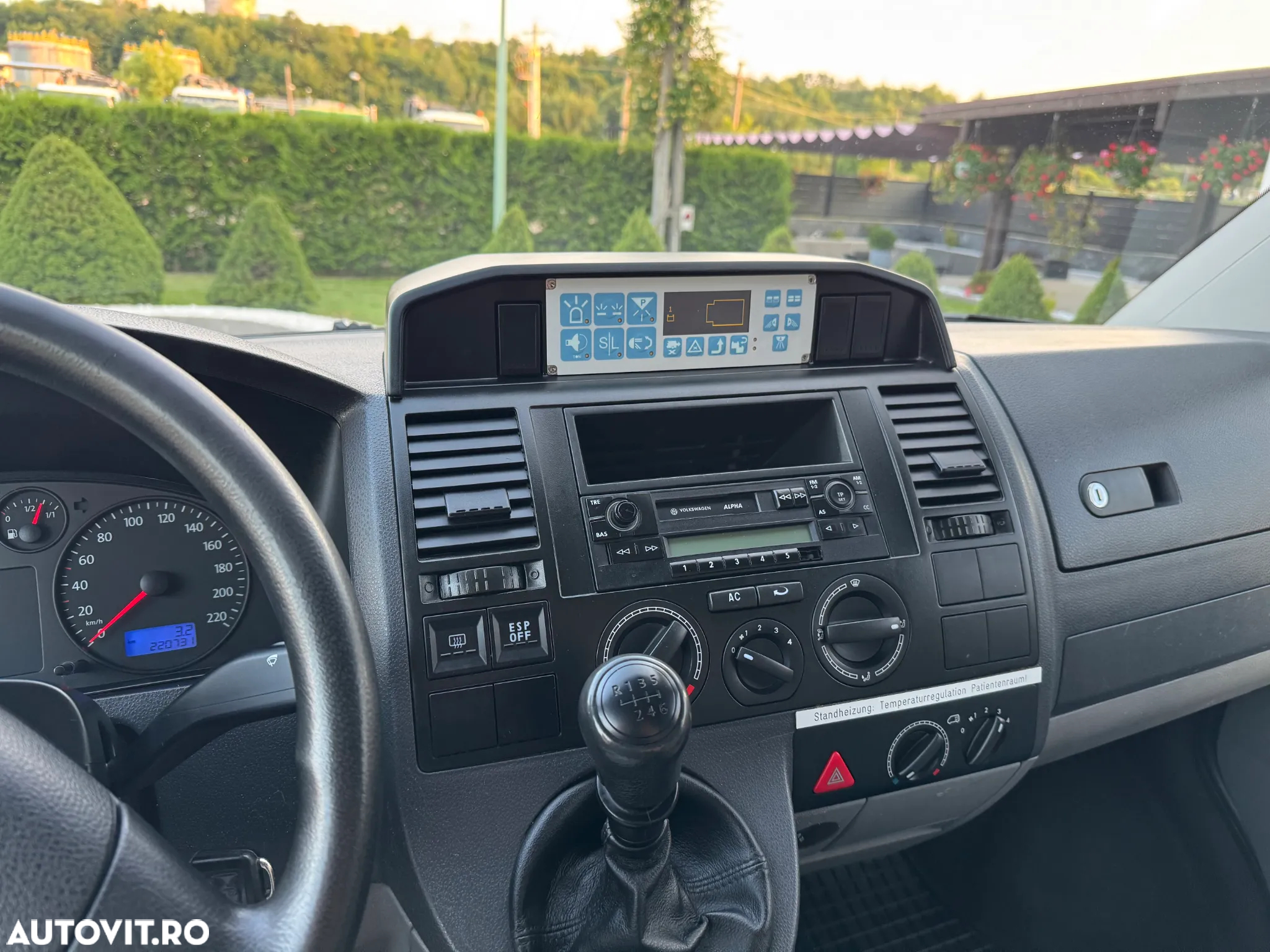 Volkswagen TRANSPORTER T5 - 9