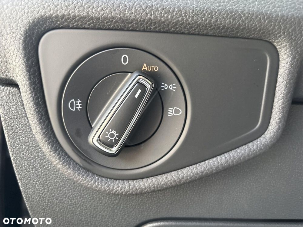 Volkswagen Touran 2.0 TDI BMT Comfortline DSG - 15