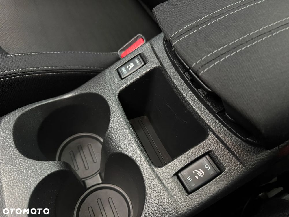 Nissan Qashqai 1.6 DIG-T N-Connecta - 13