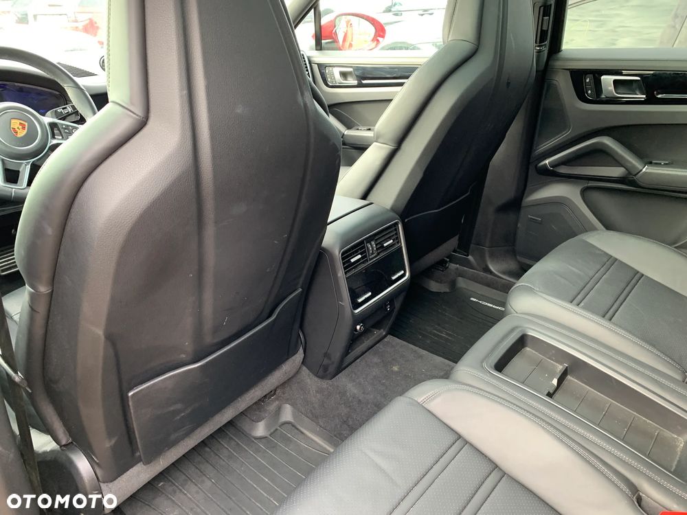 Porsche Cayenne S Tiptronic S Platinum Edition - 11