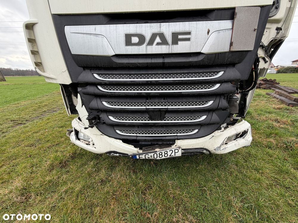 DAF 106 - 12