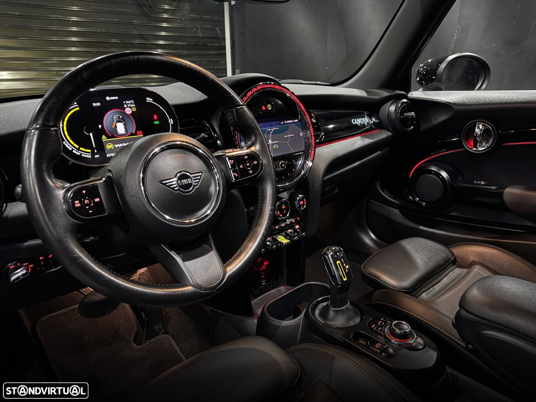 MINI 3 Portas Cooper SE Camden Edition - 16
