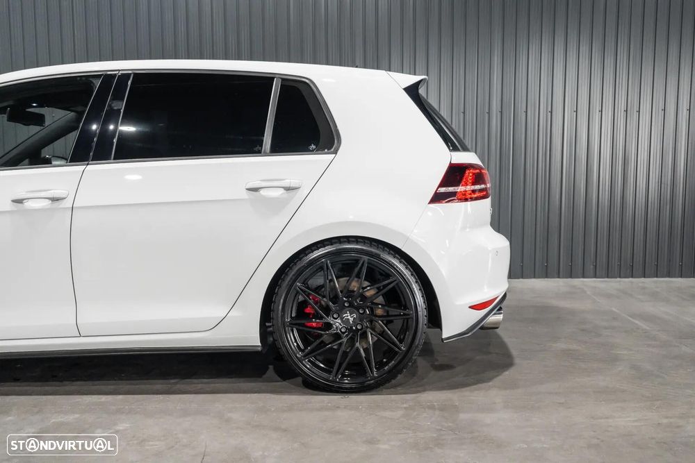 VW Golf GTI Performance BlueMotion DSG - 29