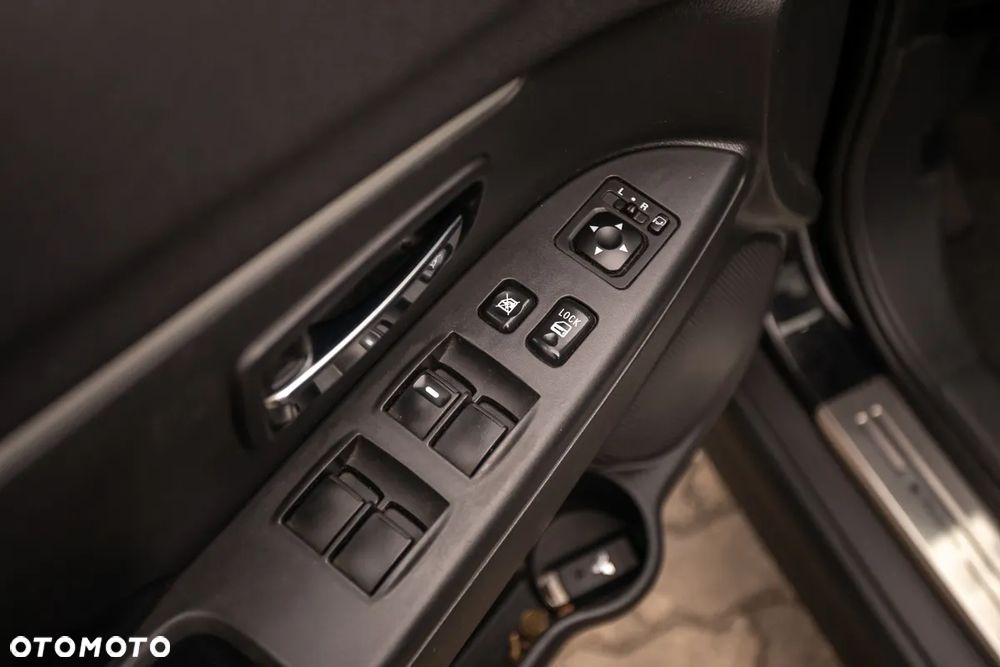 Mitsubishi ASX 1.8 DID Intense 4WD - 28