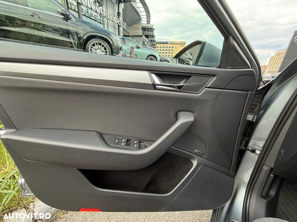 Skoda Superb 2.0 TDI DSG Ambition - 18