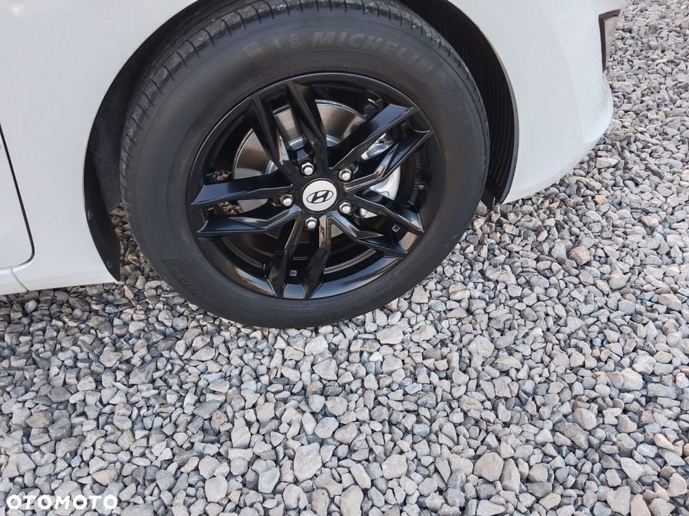 Hyundai i30 1.4 BlueDrive Comfort - 19