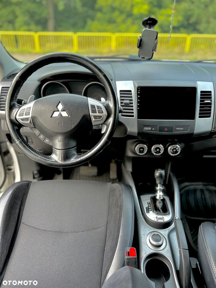 Mitsubishi Outlander 2.2 DI-D 4WD TC-SST Instyle - 5