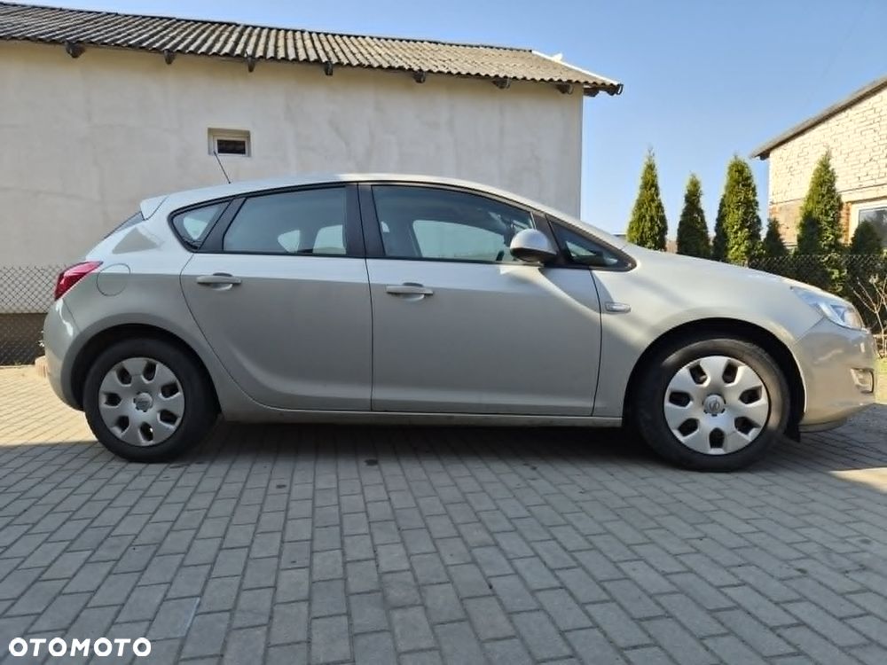 Opel Astra 1.4 ecoFLEX - 6