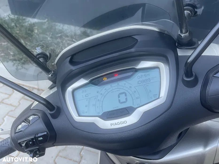 Piaggio Beverly - 6