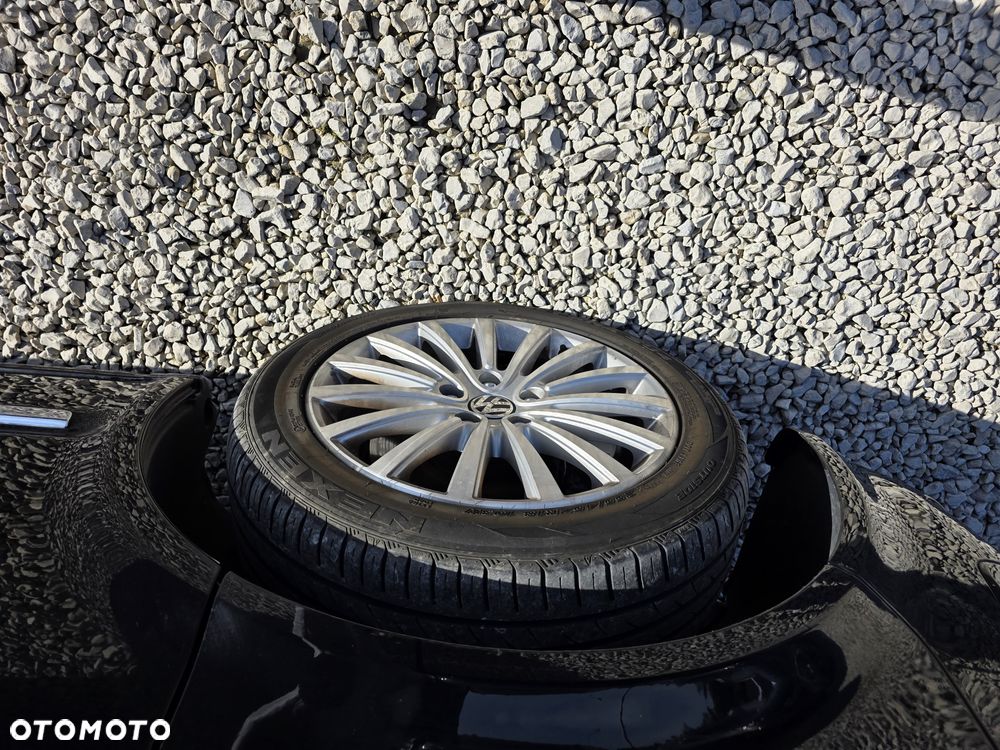 Volkswagen Multivan - 18