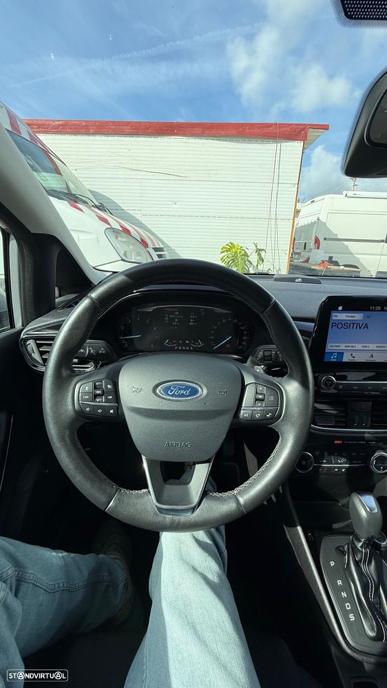 Ford Fiesta - 7