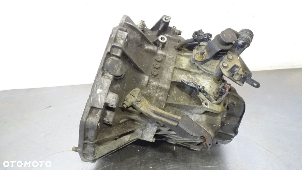 SKRZYNIA BIEGÓW 1.3B 2WD SUZUKI IGNIS 1.3 - 3