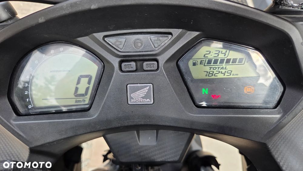 Honda CBR - 6