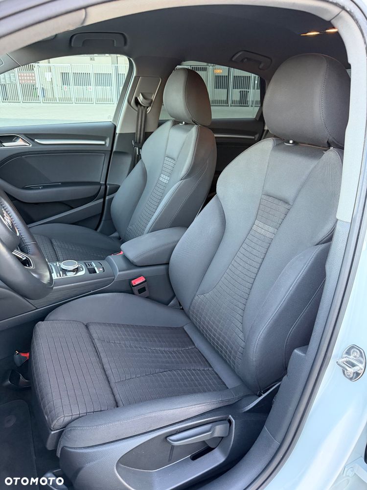 Audi A3 Limousine 35 TFSI S tronic - 19