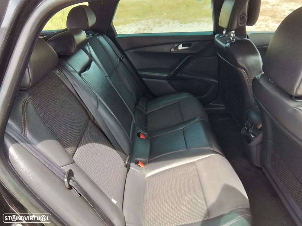 Peugeot 508 RXH 2.0 HDi Hybrid4 2-Tronic - 26