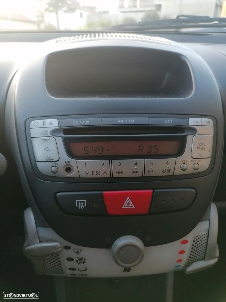 Citroën C1 1.0 Attraction - 12