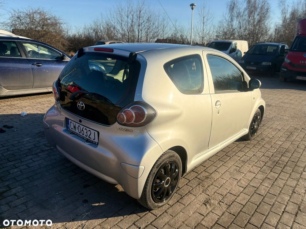 Toyota Aygo City - 7