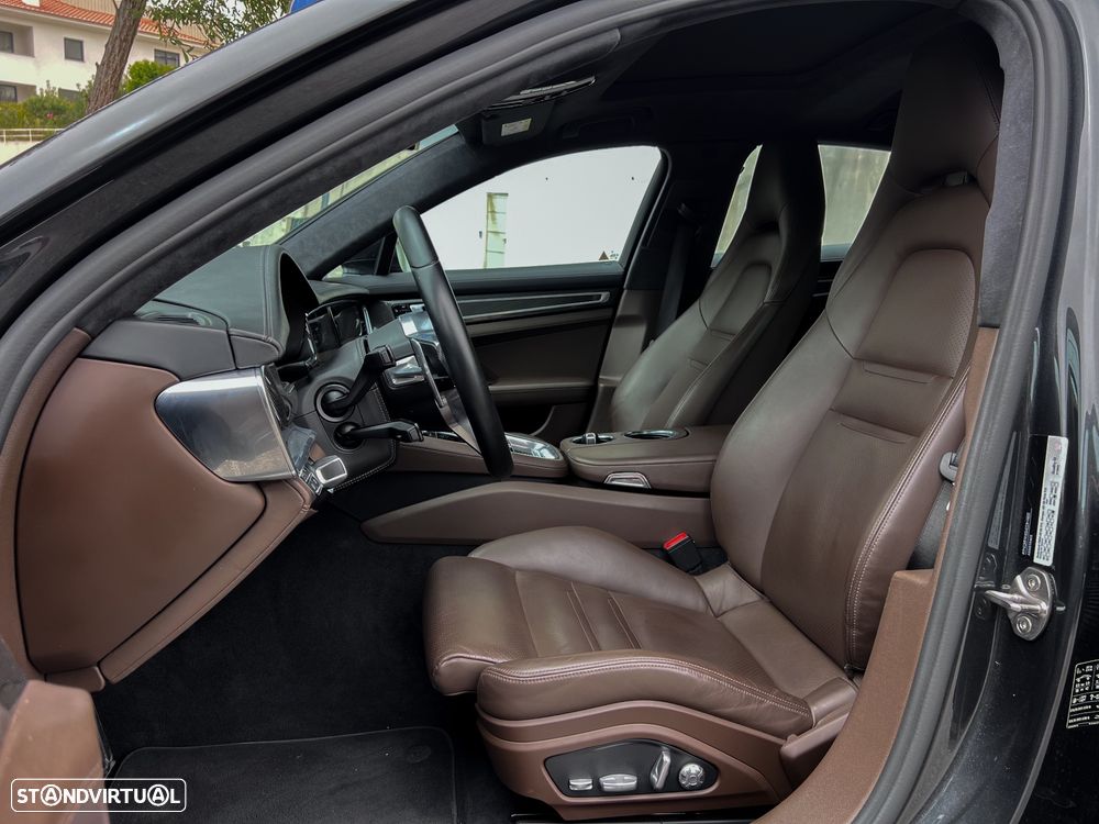 Porsche Panamera 4 E-Hybrid Executive - 7