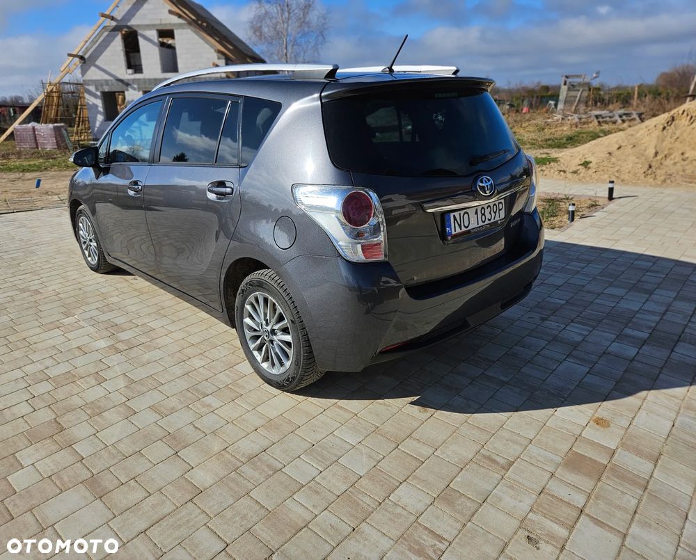 Toyota Verso 1.6 D-4D Prestige - 5