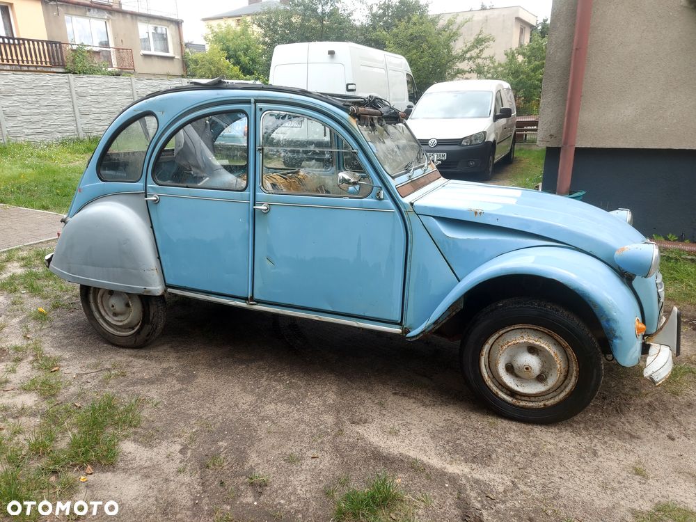 Citroën 2 CV - 6