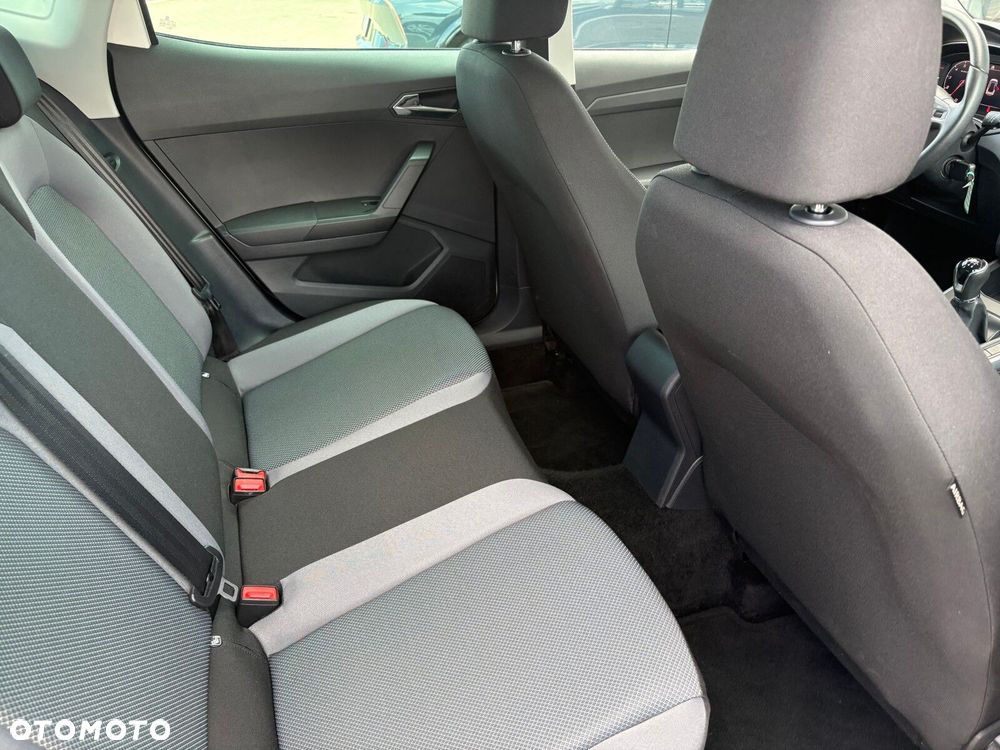 Seat Arona - 15